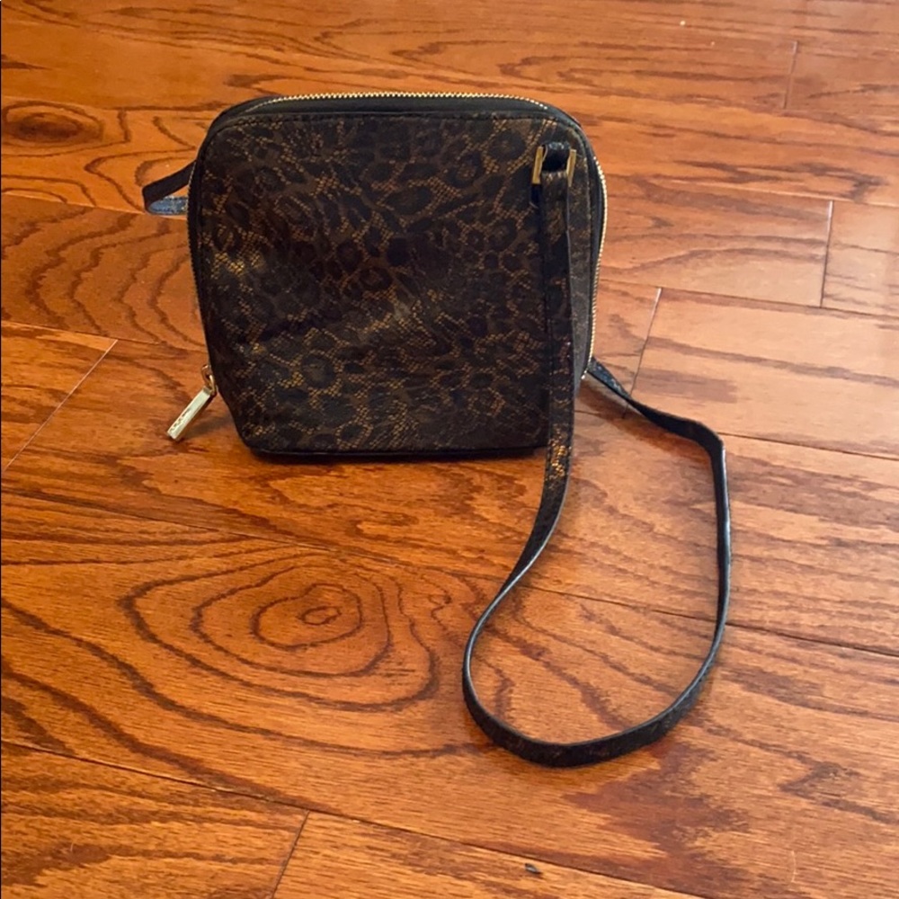 Hobo cheetah crossbody purse